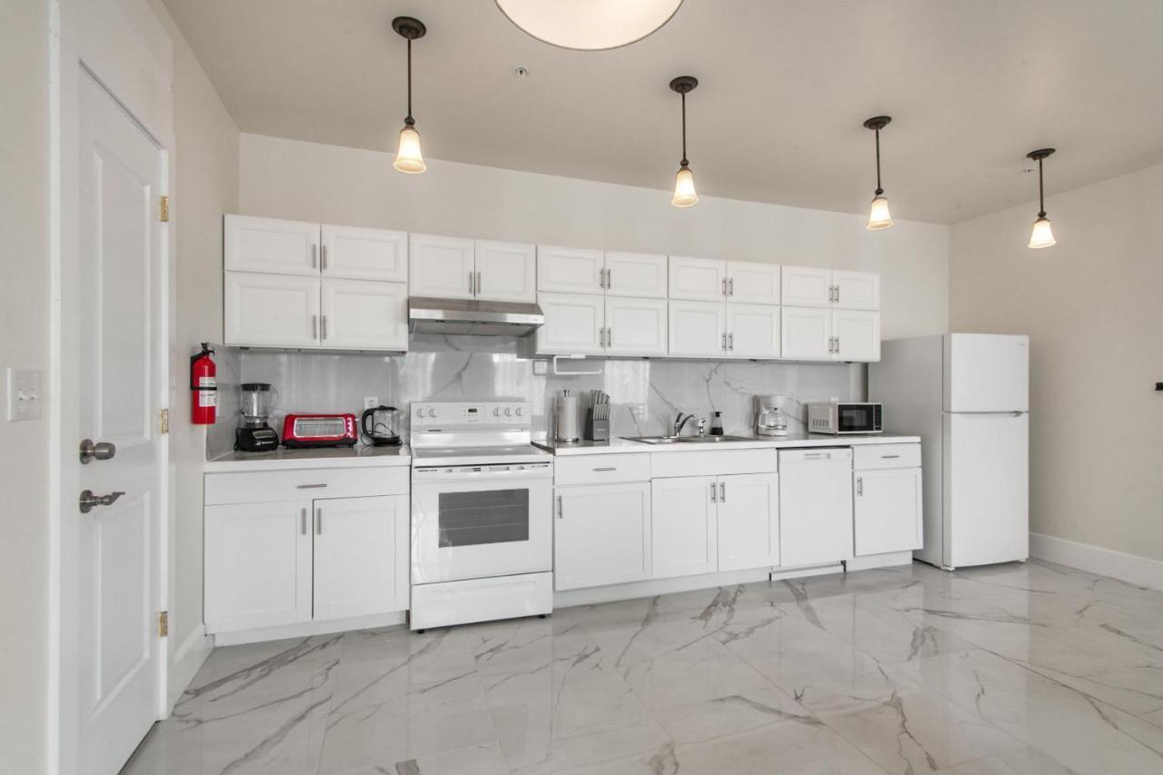 Breathtaking Condos Near French Quarter Nova Orleães Exterior foto